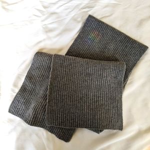 Everlane Gray Wool/Cashmere Ribbed Knit Scarf